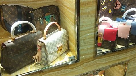 replica bag market guangzhou|guangzhou handbags review.